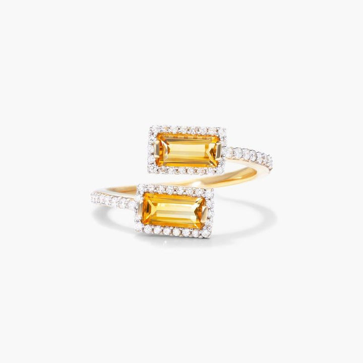 14K Yellow Gold Radiant Reflections Garnet Curb Chain Ring