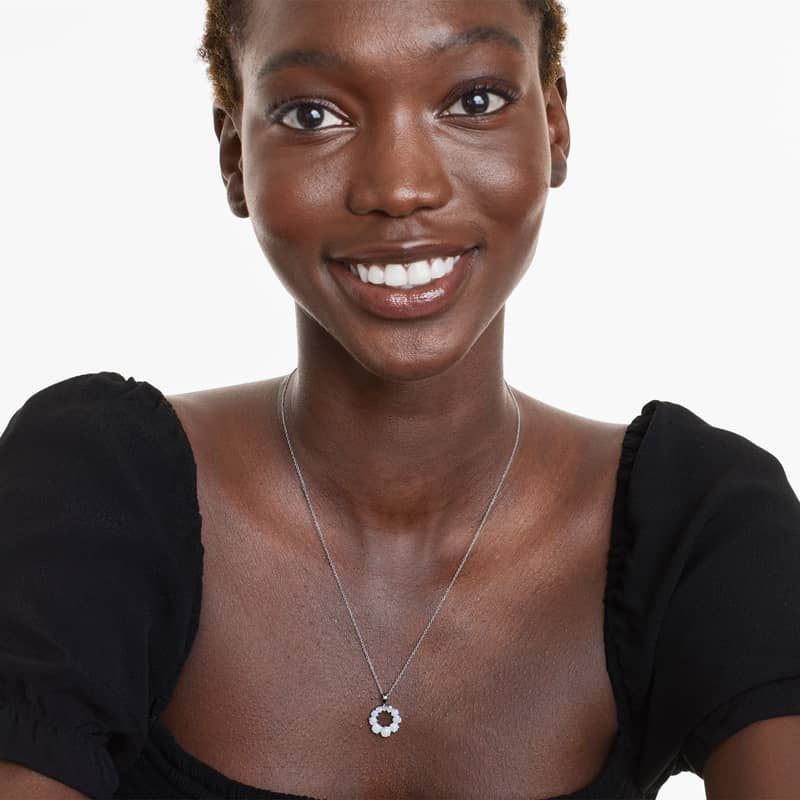 14K White Gold Pear Shaped Garnet & Tri-Diamond Birthstone Pendant Necklace