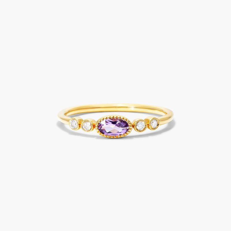 18K White Gold Oval Halo Pink Sapphire and Diamond Ring (7.0x5.0mm)